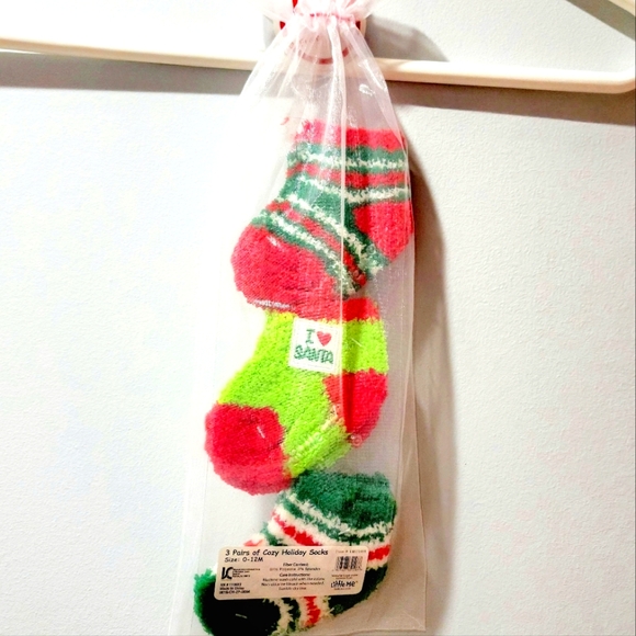 NEW Little Me Cozy Holiday Socks 3 Pairs Size 0 - 12 M - Picture 2 of 5